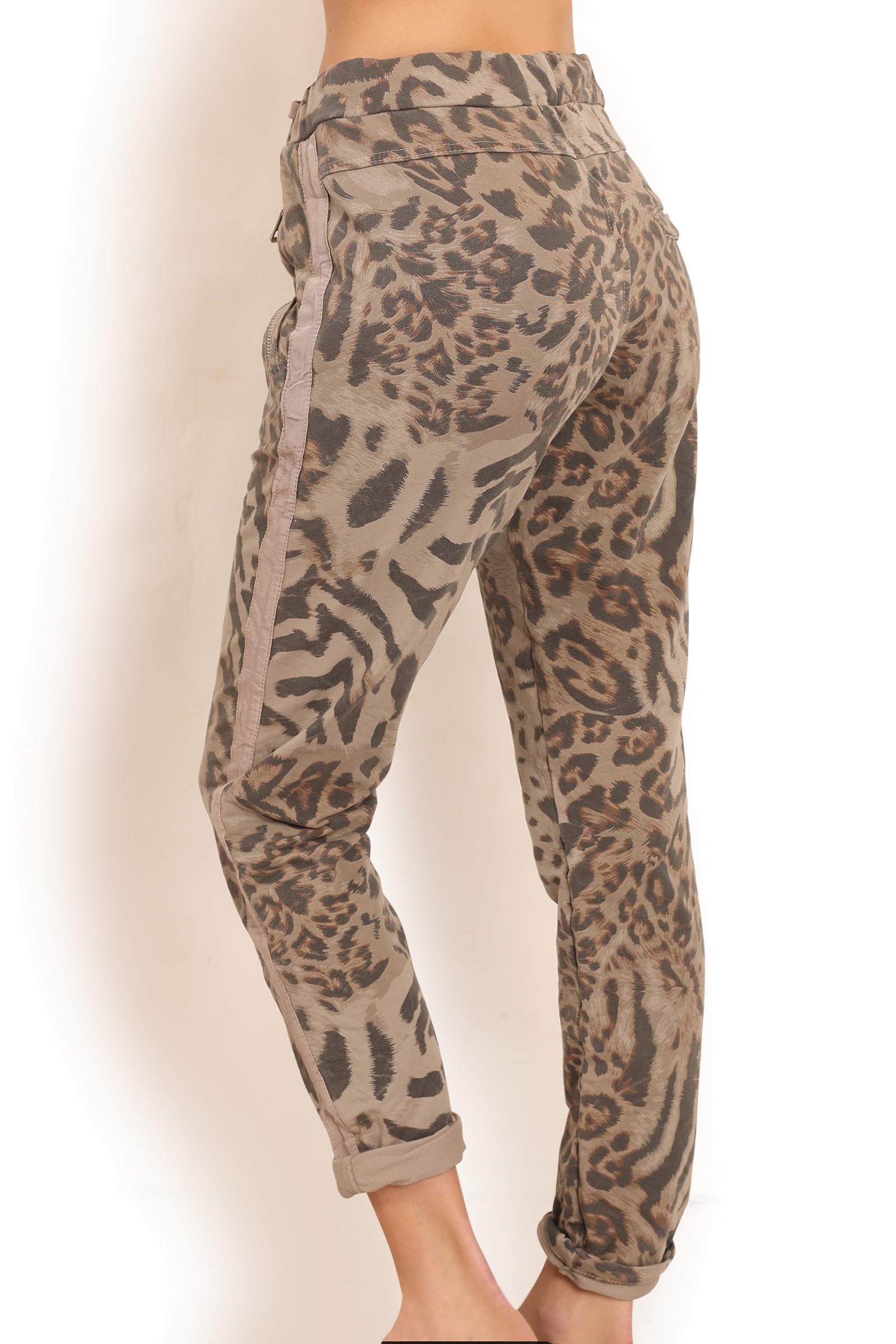 Bløde bukser i mørk beige leopard style 7610