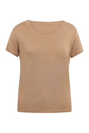 T-shirt i en brun style 1390